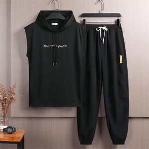 Hombre chándales 2 piezas chándales para hombre sólido sin mangas con capucha chaleco pantalones de chándal conjuntos estudiante deportes Fitness conjunto hombres 220702