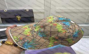 Homme femme Caps à balle avec fleur Tiger Designer Baseball Bucket Bucket Ball Brand Sun Chat For Girl Beach Fashion Sunbonnet 8 Styles7032315