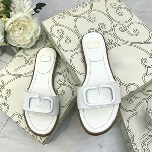 Luxe slide designer man sandaal vrouw slipper handtekening vlogo comfort sandaal korrelig koeienhuid accessoire reliëf letter slipper zomer klassieke outdoorschoen