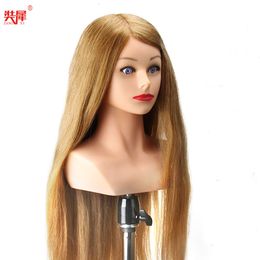 Cabezas de maniquí Cabeza de maniquí de 24 "Cabeza de peluquería de cabello real de alto grado 80% Maniquí Muñecas bonitas Cabeza de entrenamiento de cabello largo rubio con hombro 230517