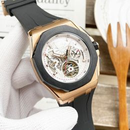 Mans Horloges 44mm Automatisch Mechanisch uurwerk Horloges Rubber Glas Waterdicht voor Man Montre Gift