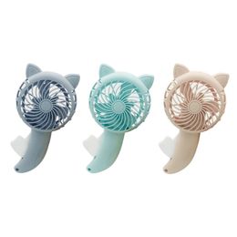 Handmatige handheld Fan Zomer Mini Cartoon Handdrukventilatoren Party voorstander van hand met handgereedschappen Koeling Airconditioner voor kinderspeelgoedcadeau