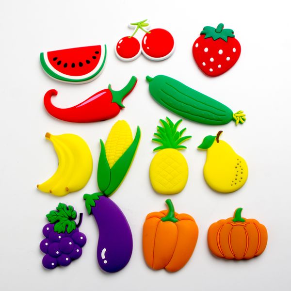 Fabricant personnalisé PVC aimants magnétiques pour réfrigérateur motif de fruits autocollant pour réfrigérateur aimants magnétiques puissants pour réfrigérateur