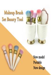 Fabricante Direct Les Merveilleuses Laduree 4pcs Set de cepillo Mirador de espejo Calidad de maquillaje1077729