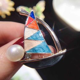 Fabrikant Geheuit A Pearl Sailboat Broche Natural Fresh Water Pearl Broche Overjas