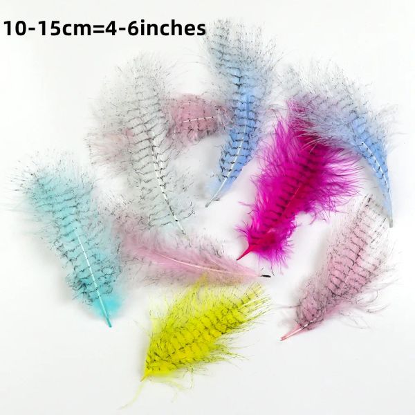 Muchos tipos de combinaciones multicolores de plumas de pavo de calidad plumas de marabú esponjosas para festivales de fiesta de bodas decorativas