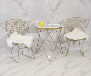 table à manger en marbre et une chaise combinaison simple et moderne petit magasin de vêtements magasin de thé au lait de famille