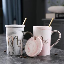 Canecas de cerâmica com padrão de flamingo em mármore banhado a ouro MRS MR Casal Presente para namorados Caneca da manhã Leite Café Chá Café da manhã Criativo C255T