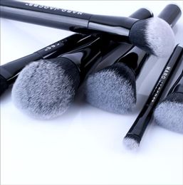 Marcjacob Brush 1 Le visage i iii 2 3 12 bronzer 15 forme 10 cheveux de chèvre blush 14 caches face dans la boîte de vente au détail outils de beauté 7026311