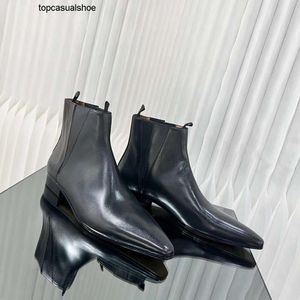 Margiela Autumn/Winter MM6 Puntned Nieuwe 2023 Elastische banden Cowhide Sleeve Flat Bottomed Short Boots Tabi Fashion Bare Boots Dames enkele laarzen