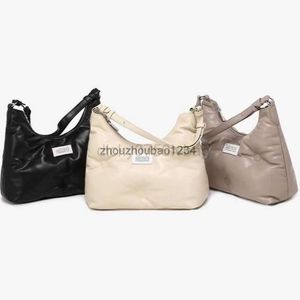 Margiela Luxuries Designers Bag Margiela Magilla Men and Women's MM6 Mouton Sac à corps transversal Sac à poitrine Sac Cloud Sac TMJX