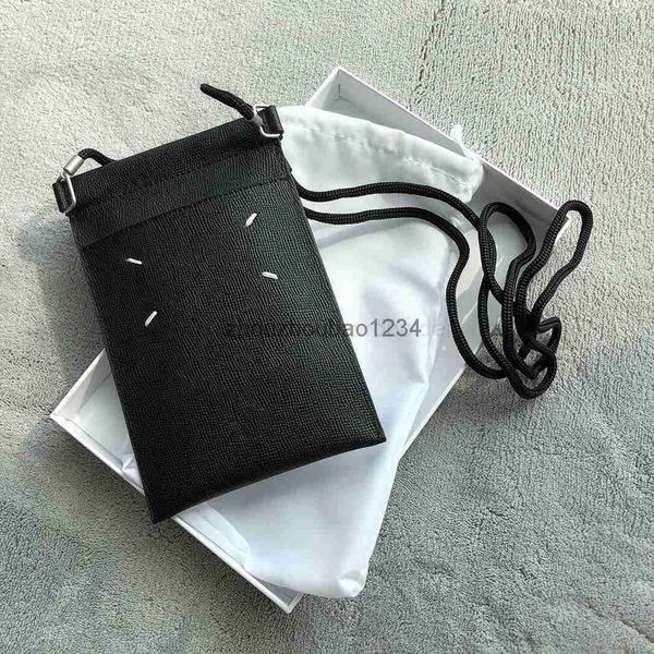 margiela Margiela style niche design MM6 tête couche peau de vache petit sac carré petit sac messager sac à bandoulière sac pour téléphone portable