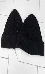 Margiela Style Autumn Winter Maar Four Corner Mark Couture en tricot Colt Cold Hat Hommes et femmes6323217