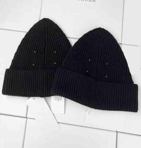 Margiela Style Autumn Winter Maar Four Corner Mark Sweing Tricot Cold Hat Hat Men and Women2597388