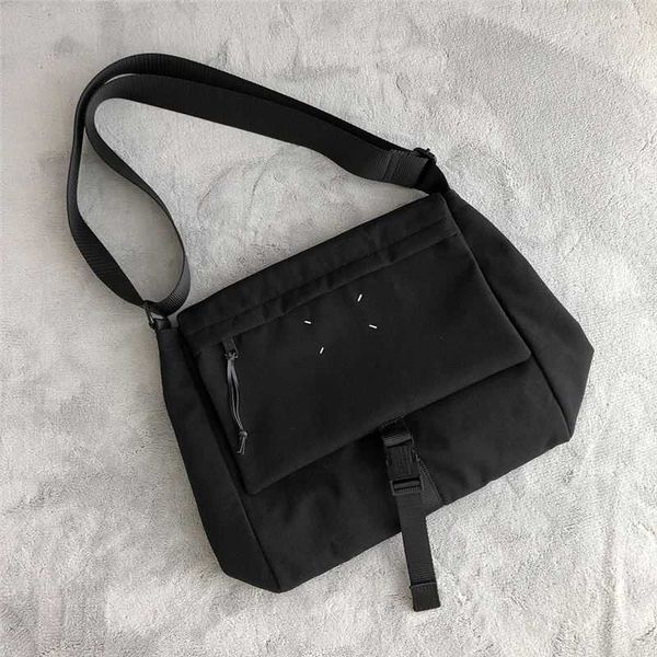 Bolso estilo Margiela para hombres y mujeres Bolso de lona Margiela MM6 con cuatro puntadas en las esquinas Solapa de cartero Bolso diagonal de un solo hombro 231022