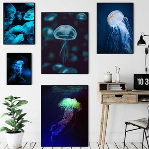 Marine Life Sea Creatures Seascape Underwater World Jellyfish Toile peinture Affiches et imprimerie Art mural Picture Picture Decor Home Decor