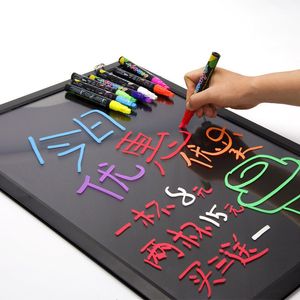 Markers 8-kleuren LED-fluorescentiebord Speciale pen voor advertentie Wisbaar markering Pen Lichtbord Hoog licht Markering Vlakke hoofdwaterbasis 230408