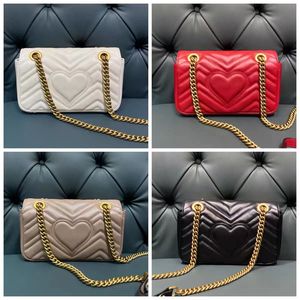 Marmont Luxurys Designers Bandoulière Sac à main Sac à bandoulière noir / blanc / rouge / thé au lait / rose / vert véritable coeur en cuir femmes sacs à main messager avec boîte sac à poussière