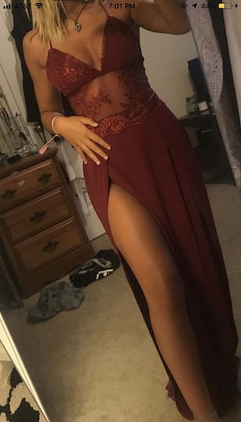 Bordeaux rouge longue robe de bal dentelle sans manches jambe fente robe de soirée sur mesure grande taille disponible