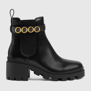 botas cortas cuero de vaca Hebilla de cinturón Zapatos de mujer de metal Letras clásicas Tacones gruesos Zapato de diseñador de cuero Tacón alto Moda Diamond Lady tamaño de bota 35-42 us4-us11 Con caja