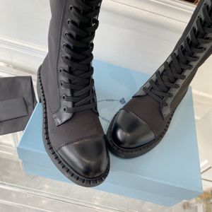 Martin Boots laarsjes Luxe Designer Gouden Metalen Gesp Decoratie Koeienhuid Lage Hak Veters Ronde Tenen Zip Monolith Chelsea Met Vrouw Motorfiets Q8832