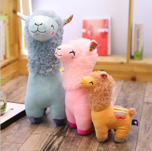 Encantadora mascota de alpacas, muñeco de peluche de Alpaca entrecerrado para Navidad, juguete para niños, almohada de oveja, regalo del Día de San Valentín