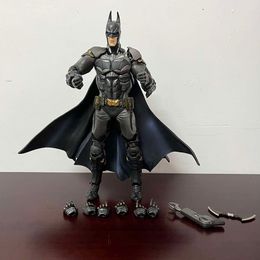 Mascottekostuums Play Arts Figuur Arkham Knight Bruce Wayne Action Figure Model Speelgoed Gezamenlijke beweegbare pop Creatief cadeau voor vrienden Cool speelgoed