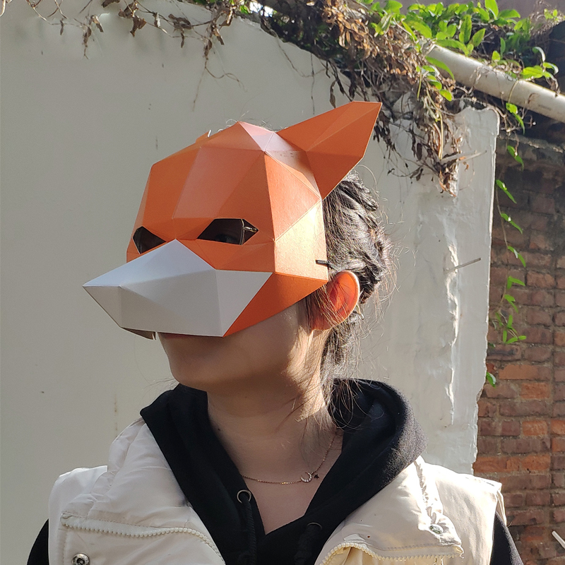Costume da bambola mascotte Stampo di carta 3D Animale Faccia arancione Testa di volpe Maschera Copricapo Puntelli di Halloween Donna Uomo Gioco di ruolo per feste Vestire Maschere fai-da-te