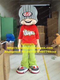 Traje de la mascota de la muñeca Fearless Boy Young Man Spadger Lad Mascot Costume With Big Grey Stripe Hat Mascotte Adult Party Outfit Suit No.112 Gratis