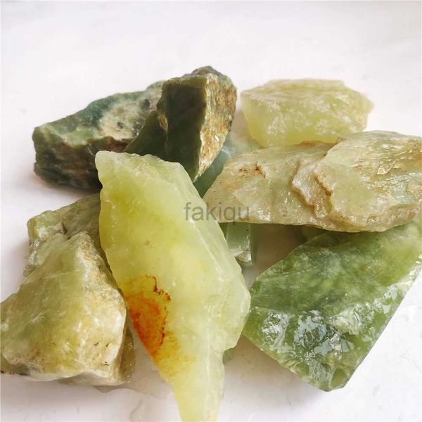 Massage Stones Rocks China Xiuyan Jade Green Serpentine pour les bijoux sculptés à la main Traitement des matières premières Home Decorative Stones for Making Pendant 240403