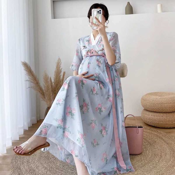 Robes de maternité Robe longue de maternité à imprimé floral de mode coréenne avec des vêtements de maternité rétro A-line ultra-minces et amples L2403