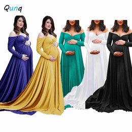 Robes de maternité Qunq femmes solide sans bretelles col en V à manches longues robes longues de maternité 2022 doux élégant grossesse photographique ropa de maternidad HKD230808