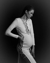 Robes de maternité Robe de maternité blanche Femmes enceintes sexy coute à lacets séparés robes photo à manches longues T240509