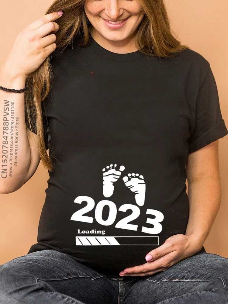 Moderskapstoppar tees baby lastning 2023 kvinnor tryckt gravid t shirt flicka mammal kort ärm graviditet tillkännagivande skjorta nya mamma kläder y240518dybz
