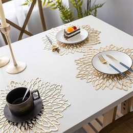 Matten Pads 6 stks keukenkamer mat achtbaan tafelgerei pvc theedrays placemat individuele kussen diner borden decoratief vloerkleed gebruiksvoorwerpen set 230224