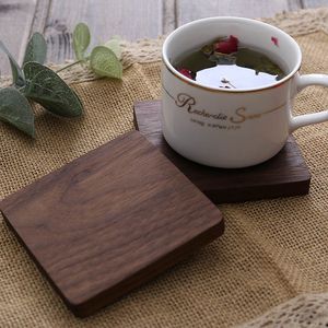 Mats Pads Mantel individual de madera Posavasos cuadrado redondo de 8,8 cm Madera de haya natural Nogal negro Estera para tazas Tazas de café Posavasos Tazón Plato Almohadilla para platos Portavasos ZL0051