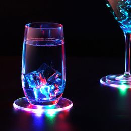 Tapis Tapis Transparent Crystal Bar KTV Flash Étanche Base Lumière Acrylique LED Coloré Glow Coaster