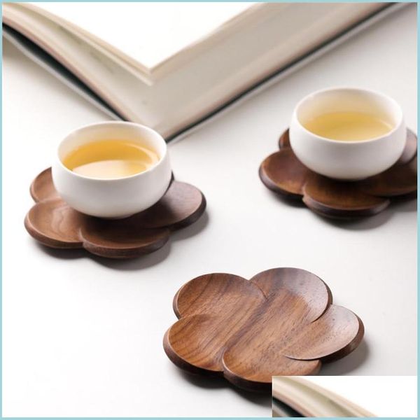 Tapis Pads Noyer Bois Coasters Plum Blossom Forme Tasse Pad Café Thé Boisson En Bois Mat Home Bar Bureau Tasse Coaster Drop Livraison Ga Dhnfg