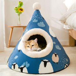 Matten tlny Cat House Semiclosed Pet Bed Bed Wasbaar Pet Supplies Kitten Bed Dog Huis Cat Kennel Warm Puppy Huis Cat Tent Cat Bedden