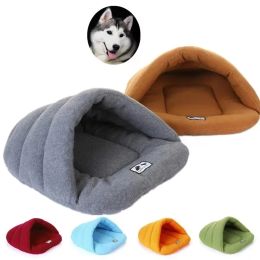 Mats Hiver Warm Slipper Shape Pet Cushion Maison de chien Chien de chien House Soft Confort Cat Dog Bed House High Quality Products