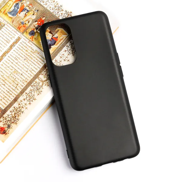 Coque de téléphone portable en TPU souple noir mat en silicone pour OPPO A96 Reno5 A 6 Pro Plus Pro + 7A 8T A1 5F 5 8 Lite 7Z OnePlus Nord N20 4G 5G Find X3 X5 X6 Pro Housse antichoc