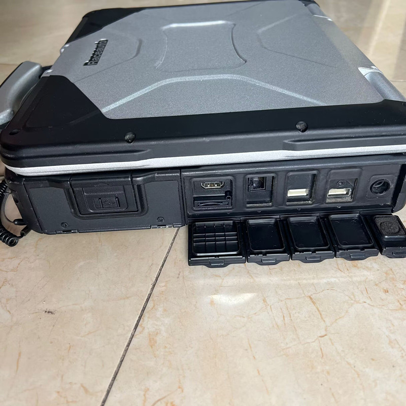 MB STAR C3 Autodiagnose-XENTRY-SSD im Laptop CF-31 für SD-Connect-OBD2-Scanner