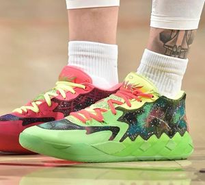 MB1 Rick et Morty Queen City Hommes Chaussures de basket-ball avec boîte de haute qualité Enfants MB01 Gris Rouge Buzz City Sport Trainner Baskets d'extérieur Taille 4-12