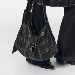 MBTI Fashion Vintage Womens Sac épaule grande capacité Punk Designer Men Black Tote Sac Advanced Shopper Luxury Casual Handbag 240322