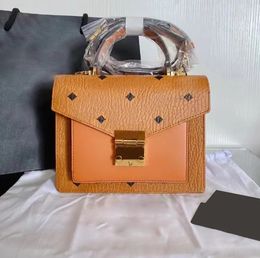 MC demi-lune Messenger sac fourre-tout en cuir avancé luxe Designer seau cosmétique sac Hobo maquillage rond épaule sacs à main embrayage femmes hommes exclusif CrossBody Bags