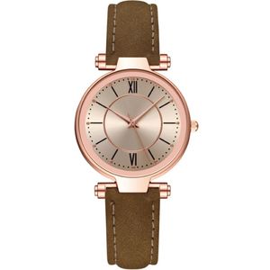 McYkcy Brand Loisir Fashion Style Womens Regardez Good Vente Gold Case Quartz Mouvement Mouvement Dames Watch Le cuir-bracelet 2093