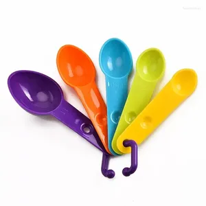 Outils de mesure 4 pièces/ensemble mesure Portable cuisine cuillères et tasses en plastique coloré ensemble de cuillères de cuisson de farine