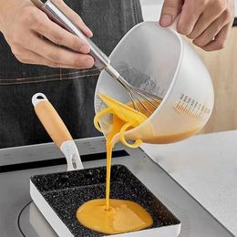 Outils de mesure Bol de liquide d'oeuf avec plaque de filtrage de mousse d'échelle multifonction panier de crépine de lavage outil de cuisson de gâteau de cuisine 231026