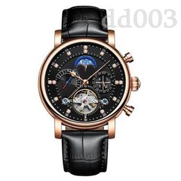 Mechanische ontwerper horloges van hoge kwaliteit Tourbillon Watch Automatisch skelet Handwikkeling Montre de Luxe Business Watch Natural Leather Ew Factory SB042 C23