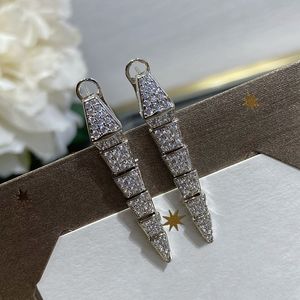 Mechanisme snake tail designer bungelende oorbellen voor vrouw T0P kwaliteit diamant luxe kristal Europese maat sieraden cadeau voor vriendin met doos 026
